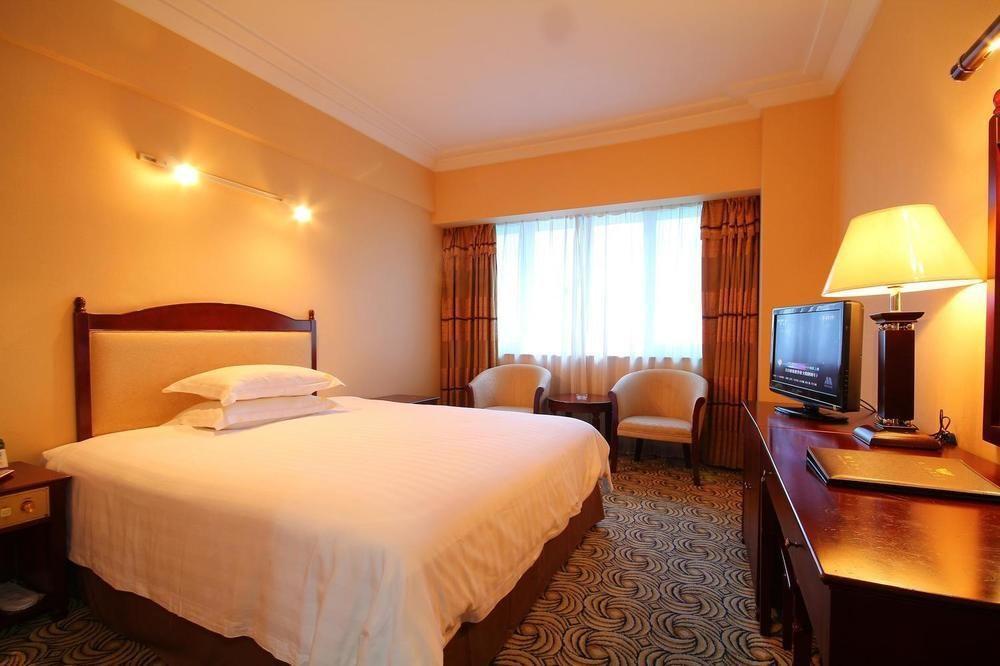 Guangzhou Jinying Hotel Exterior photo